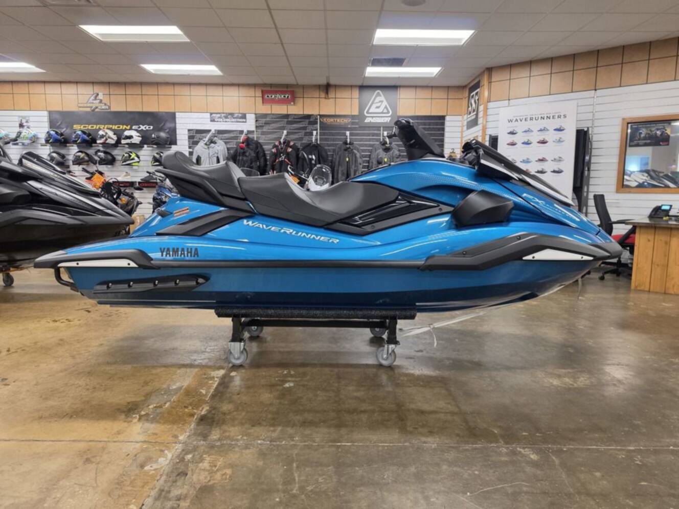 A photo of this 2026 Yamaha Waverunners FX Cruiser SVHO 