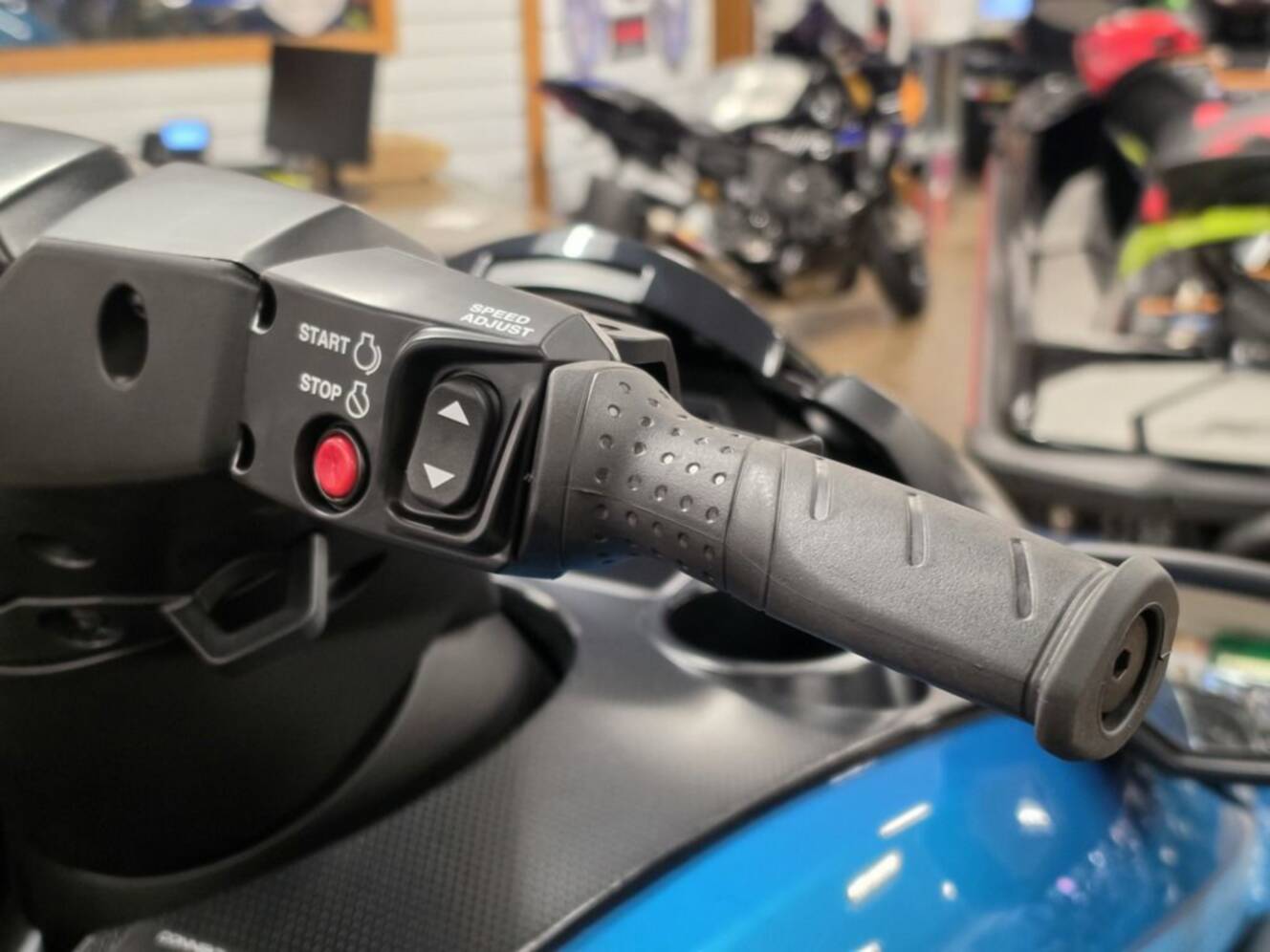 A photo of this 2026 Yamaha Waverunners FX Cruiser SVHO