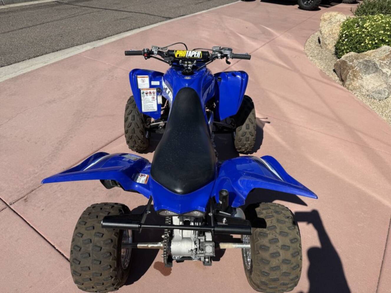 A photo of this 2025 Yamaha Raptor 700R SE