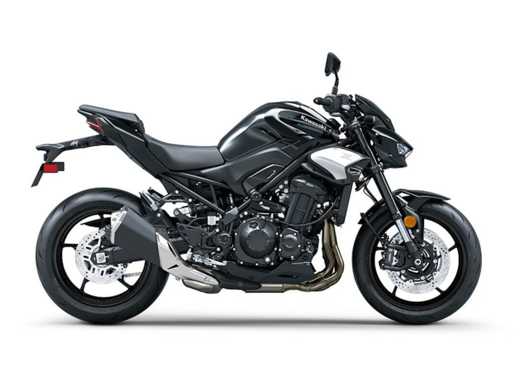 2025 Kawasaki Z900 ABS Metallic Spark Black/Metallic Carbon Gray ABS in Charlotte, NC