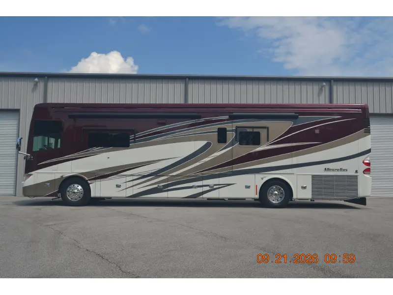 2016 Tiffin Motorhomes Allegro Bus 40 AP