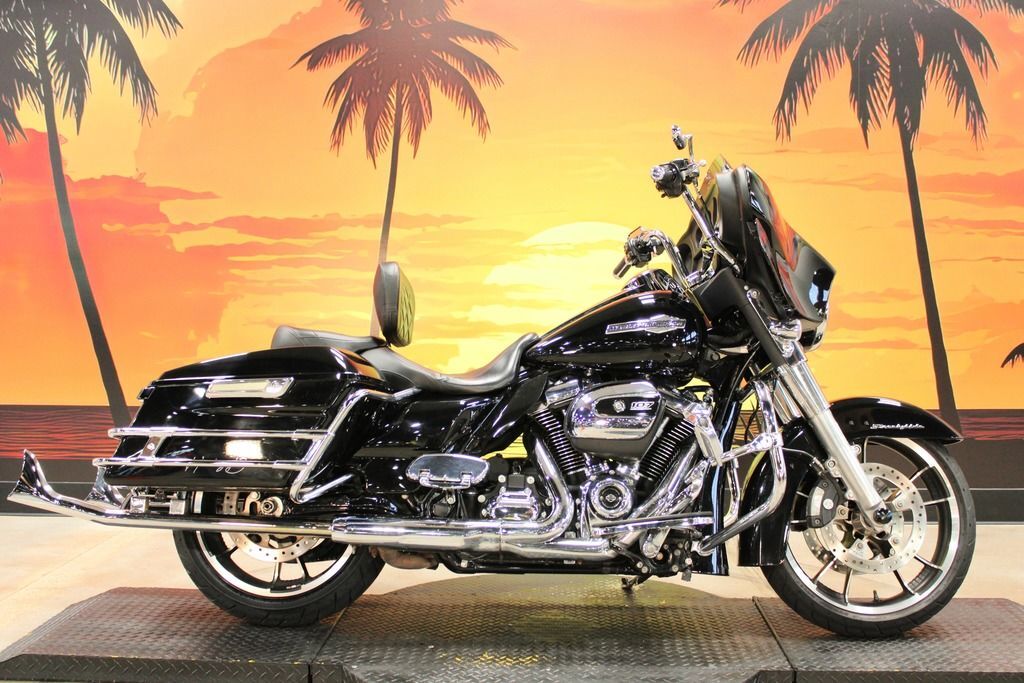 2021 Harley-Davidson® FLHX - Street Glide® FLHX in Ormond Beach, FL