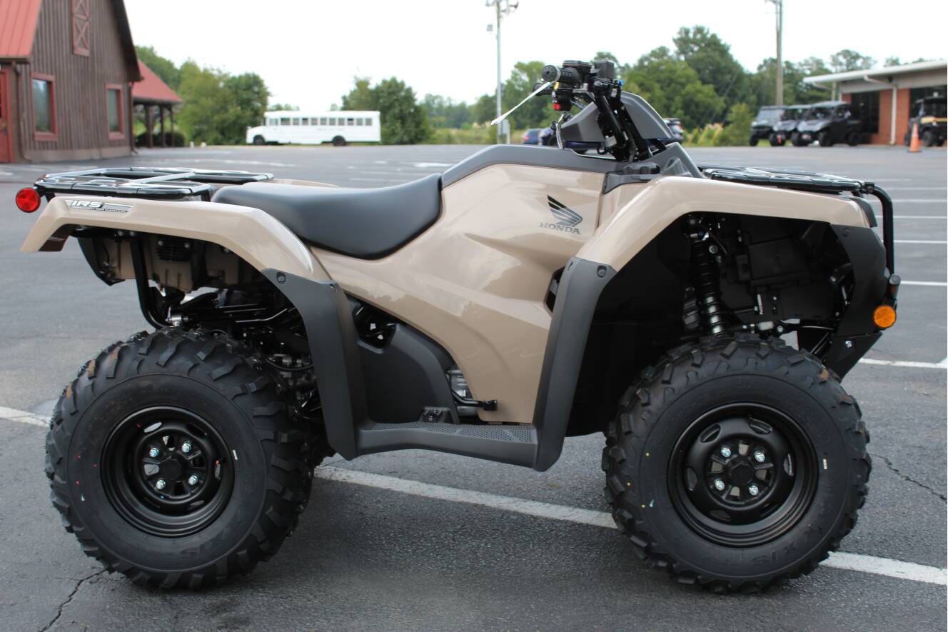 A photo of this 2027 Honda FourTrax Rancher 4x4 Automatic DCT IRS EPS