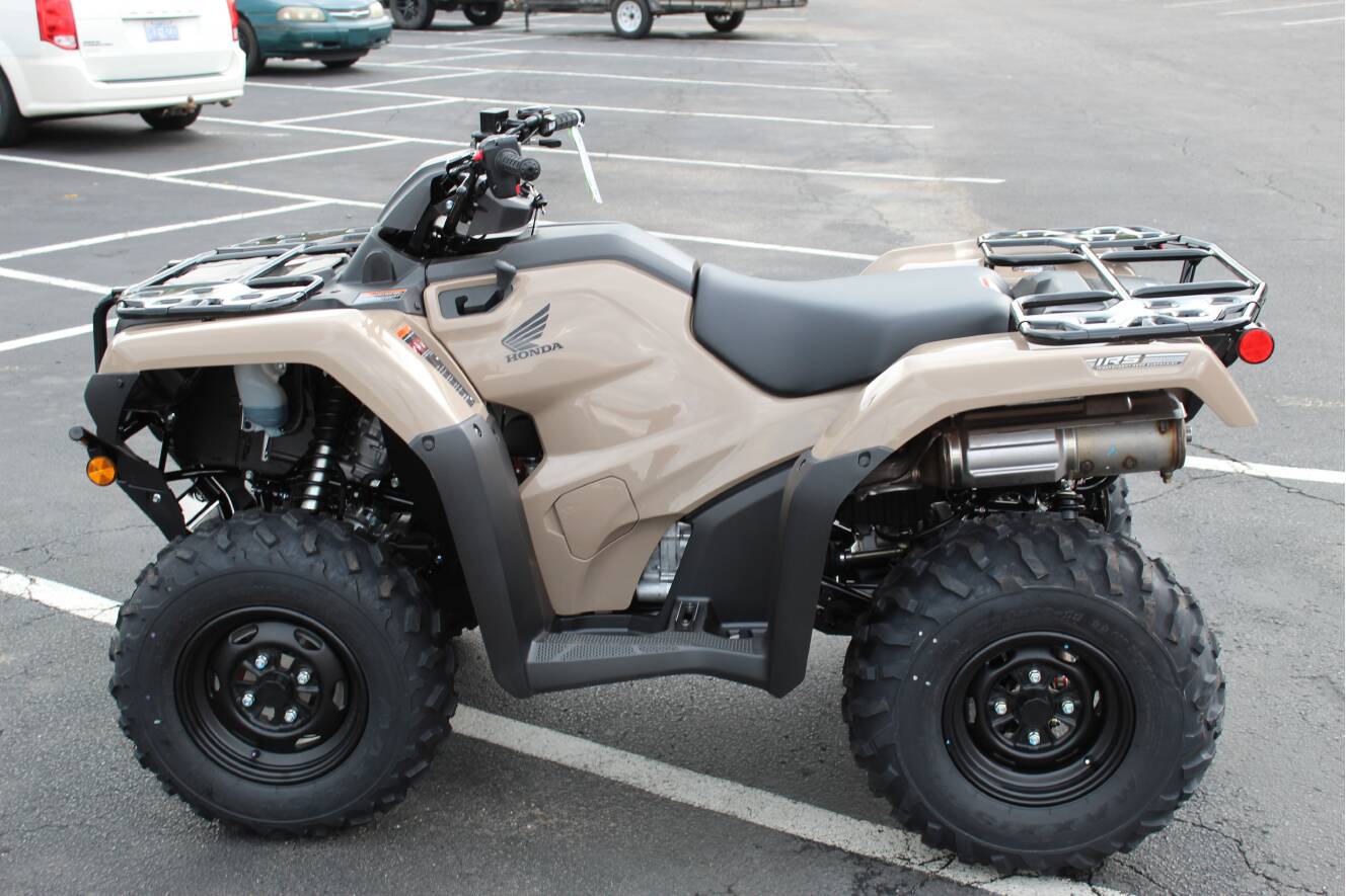 A photo of this 2027 Honda FourTrax Rancher 4x4 Automatic DCT IRS EPS