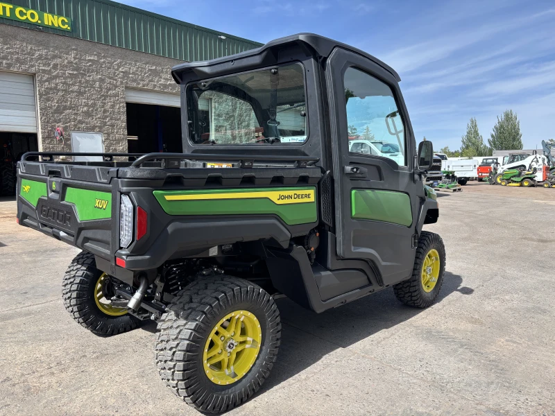 2026 John Deere Gator XUV845M HVAC Cab