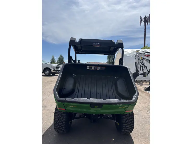 2026 John Deere Gator XUV590M Base