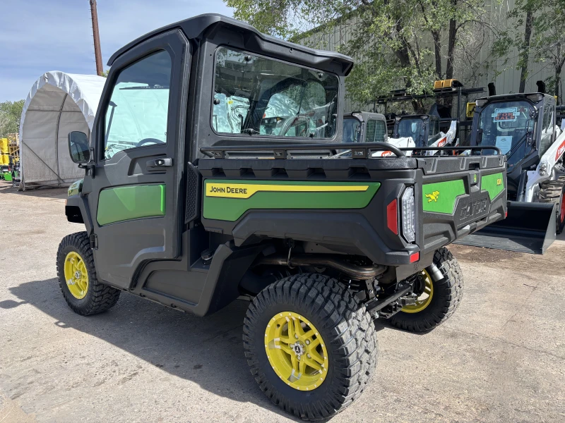2026 John Deere Gator XUV845M HVAC Cab