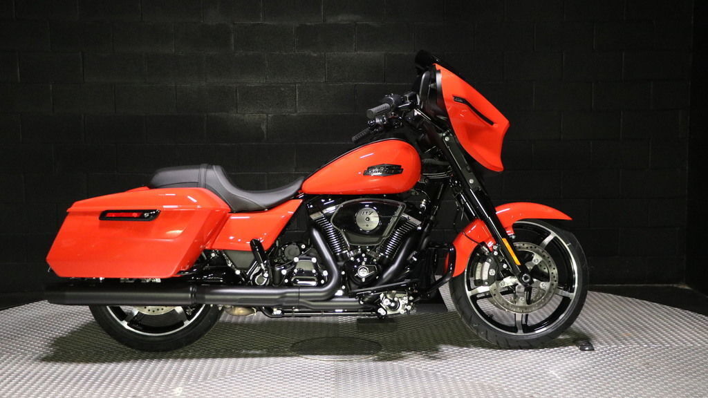 2026 Harley-Davidson STREET GLIDE in Paris, TX
