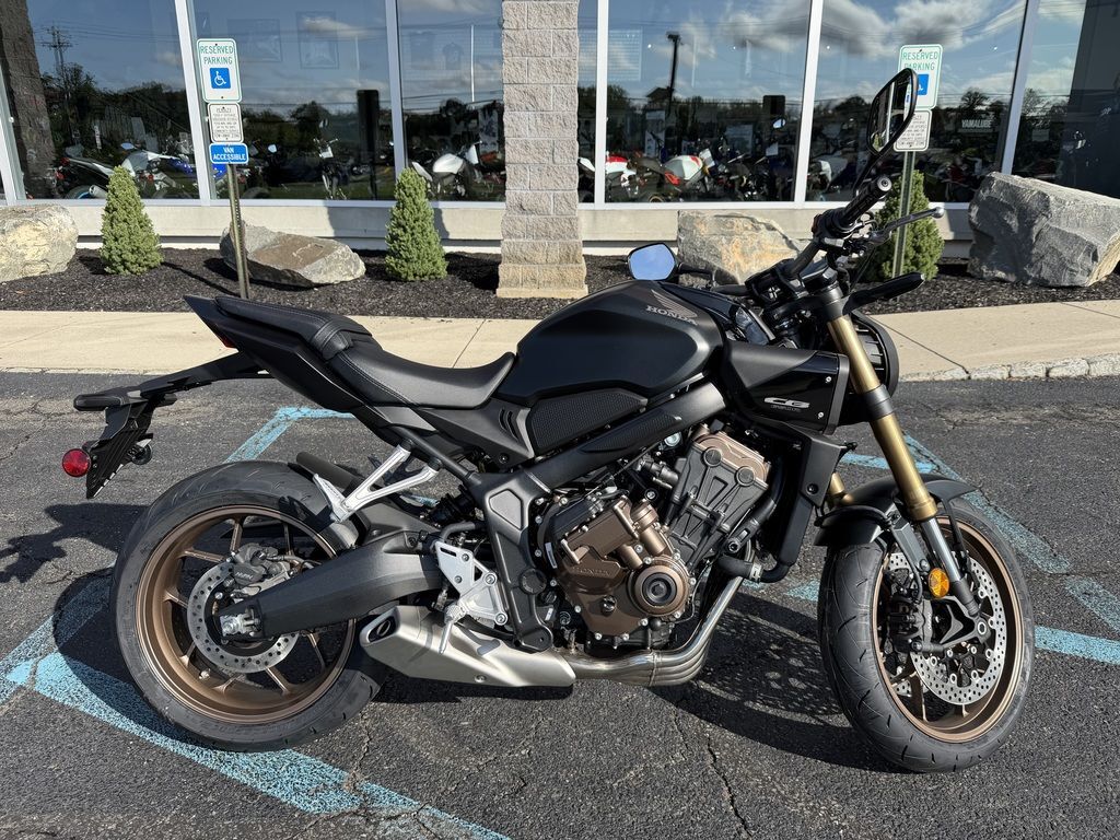 2026 Honda® CB650R E-Clutch BASE in Deptford, NJ