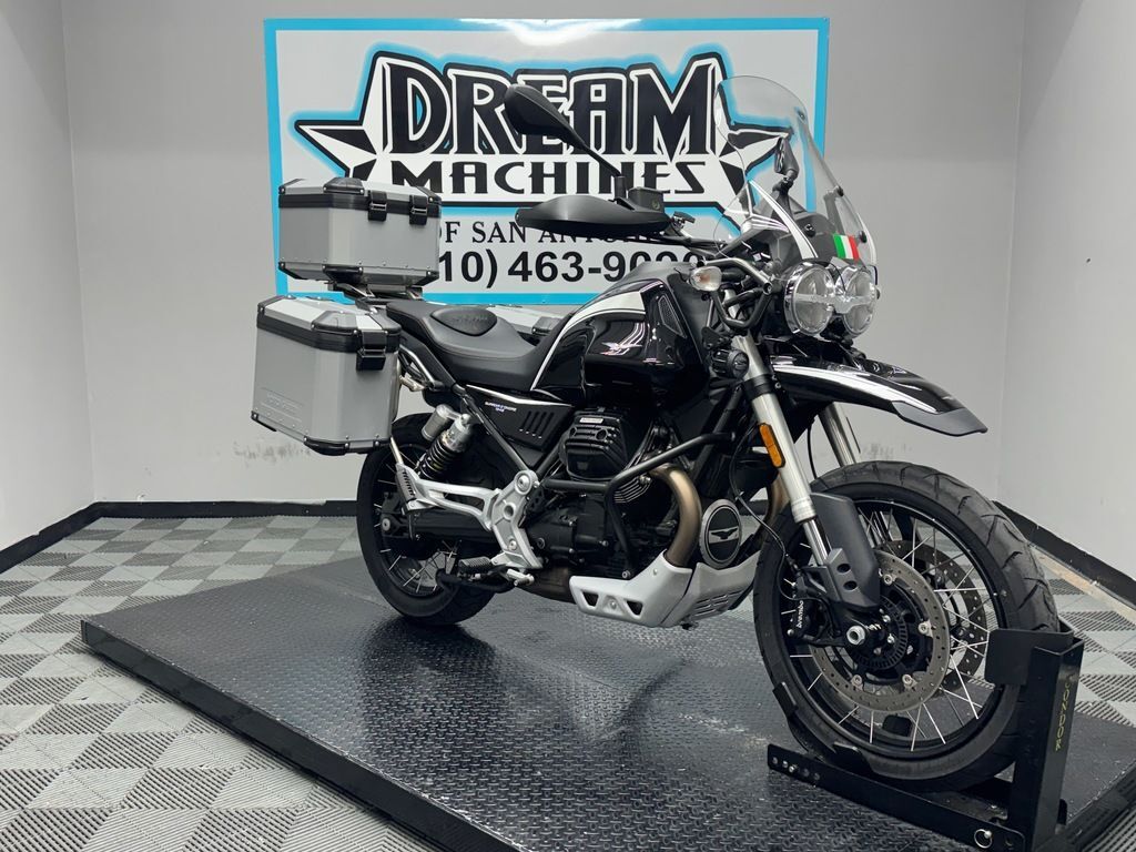 2022 Moto Guzzi V85 TT Centenario E5 TT CENTENARIO E5 in San Antonio, TX