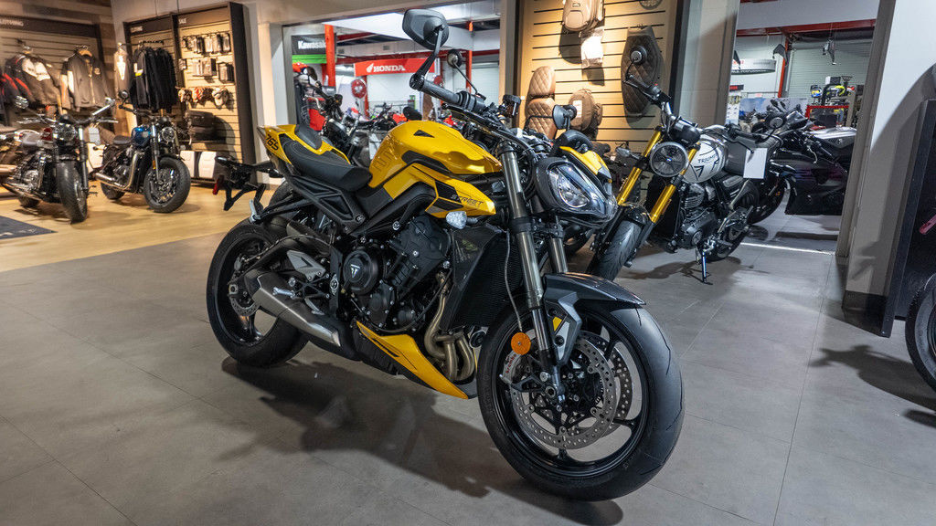 2026 Triumph Street Triple 765 RS Cosmic Yellow RS in Hobe Sound, FL