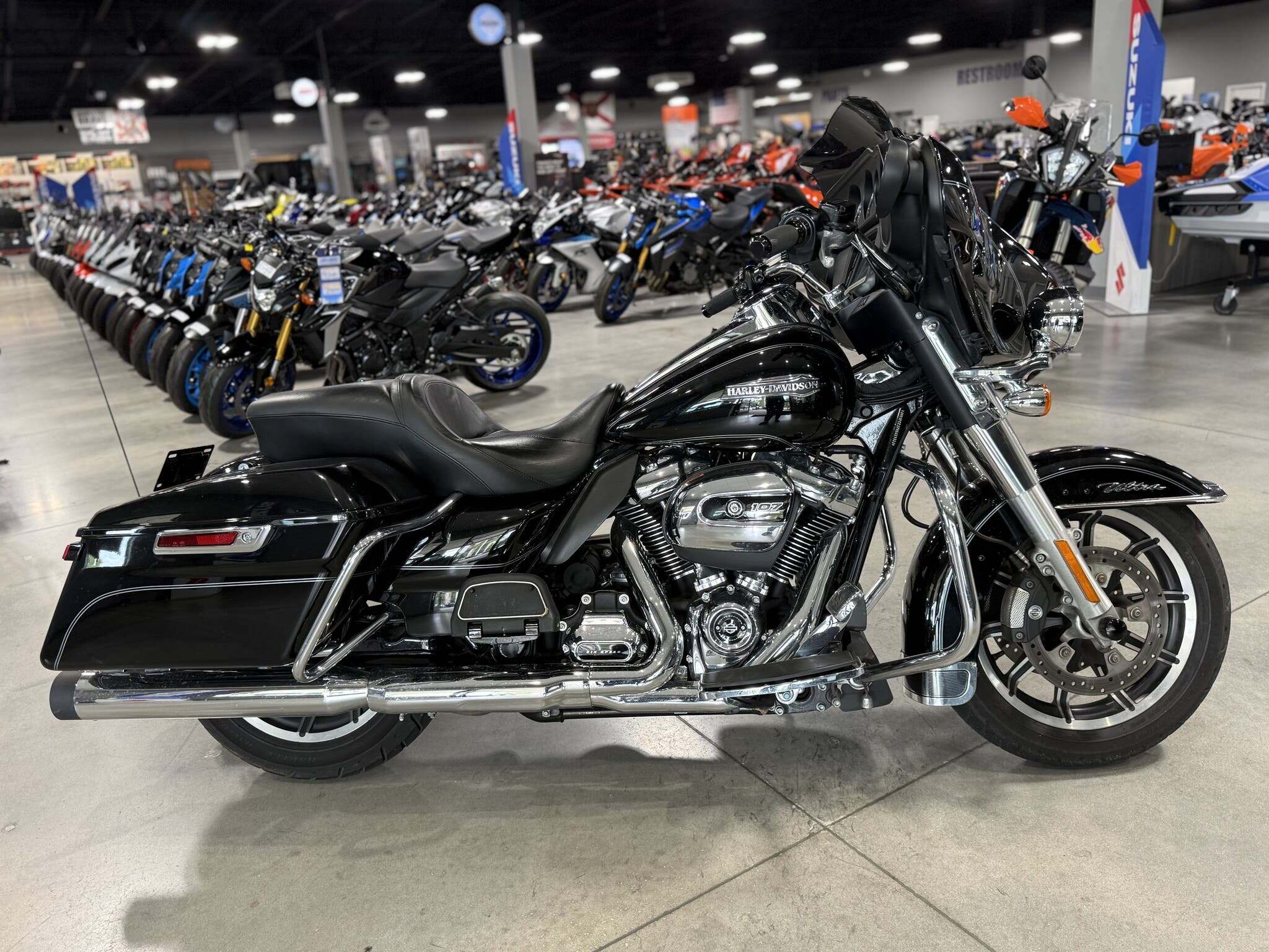 2017 Harley-Davidson Electra Glide Ultra Classic ULTRA CLASSIC FLHTCU in Orange City, FL