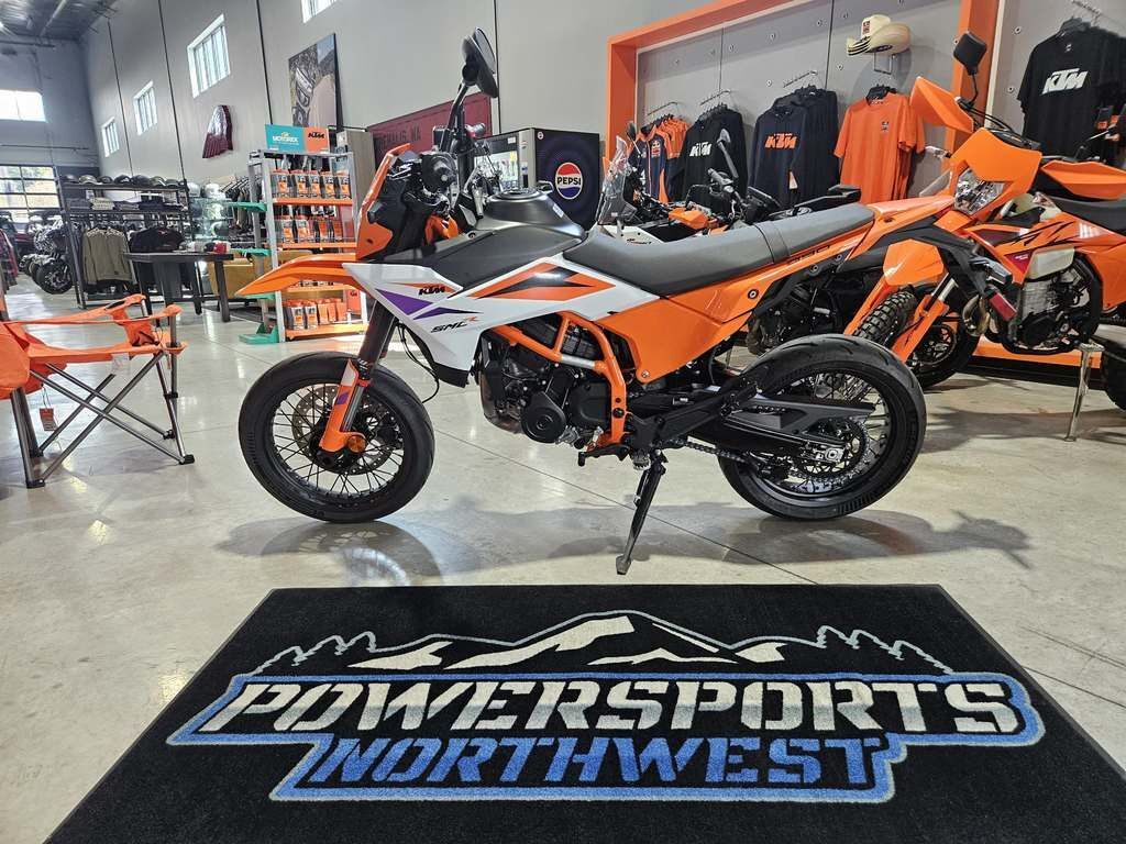 2026 KTM 390 SMC R 390 R in Chehalis, WA