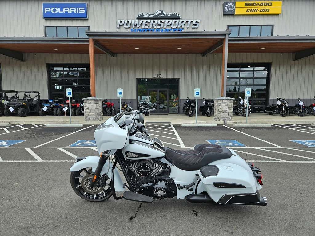2024 Indian Motorcycle® Chieftain® Dark Horse® w/Powerband Audio Pkg Ghost Wh DARK HORSE in Chehalis, WA