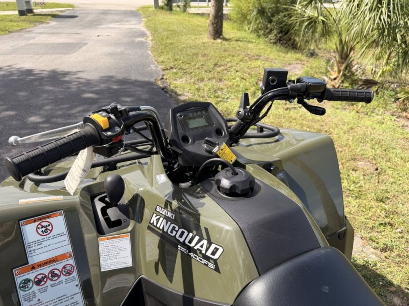 A photo of this 2026 Suzuki KingQuad 400FSi