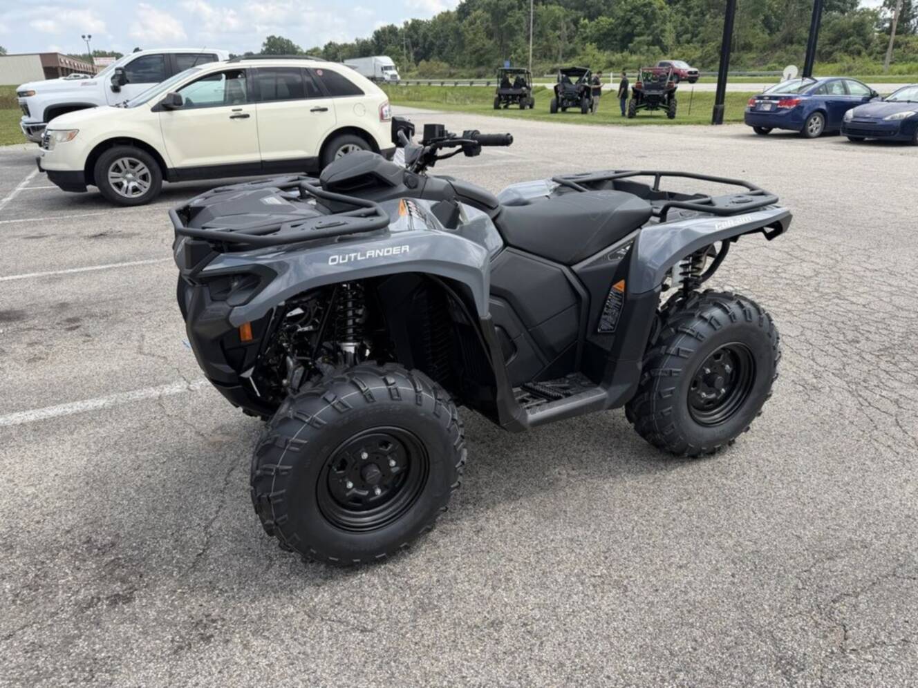 A photo of this 2026 Can-Am Outlander DPS 500