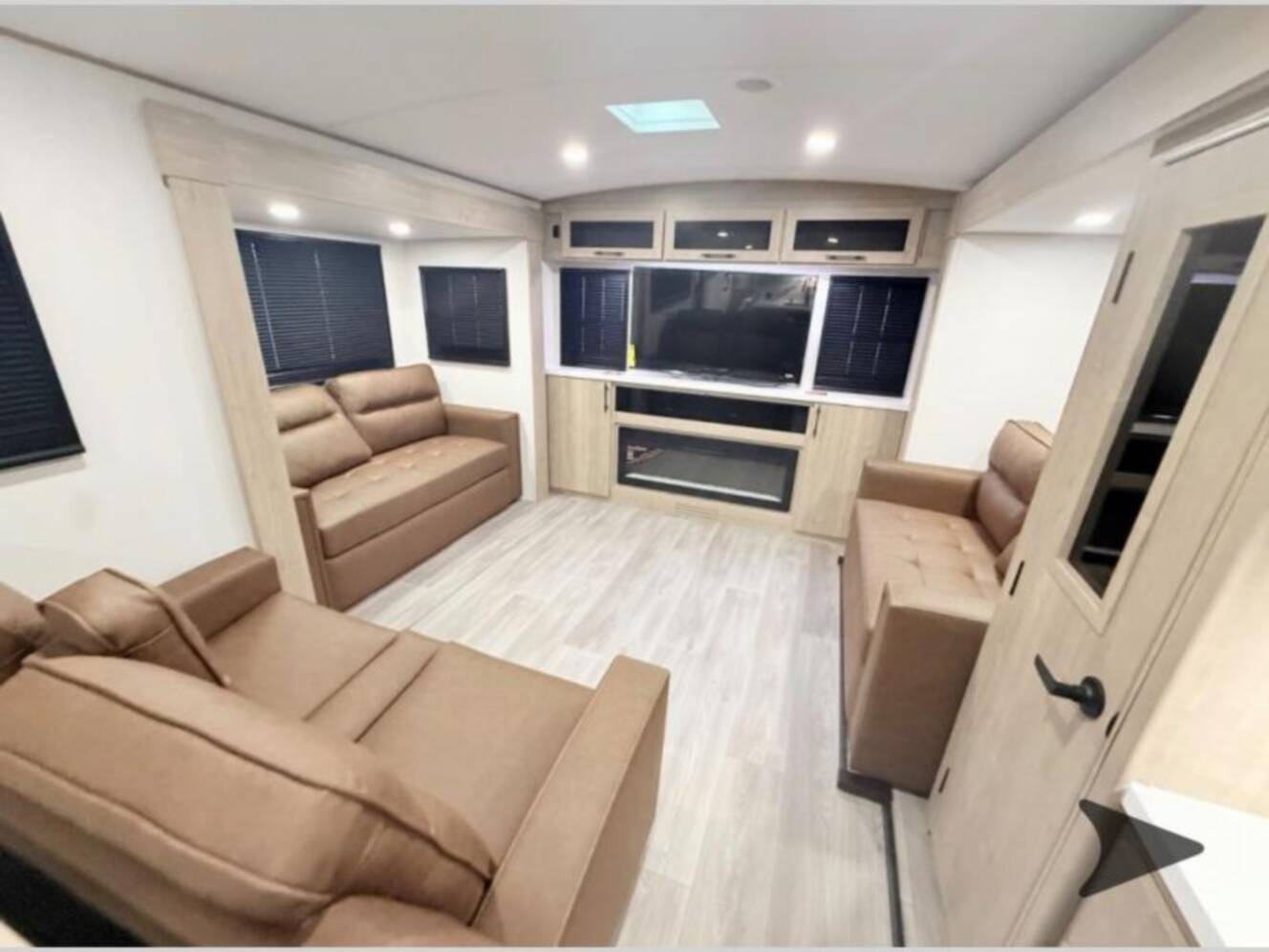 A photo of this 2026 Grand Design Imagine 3100RD