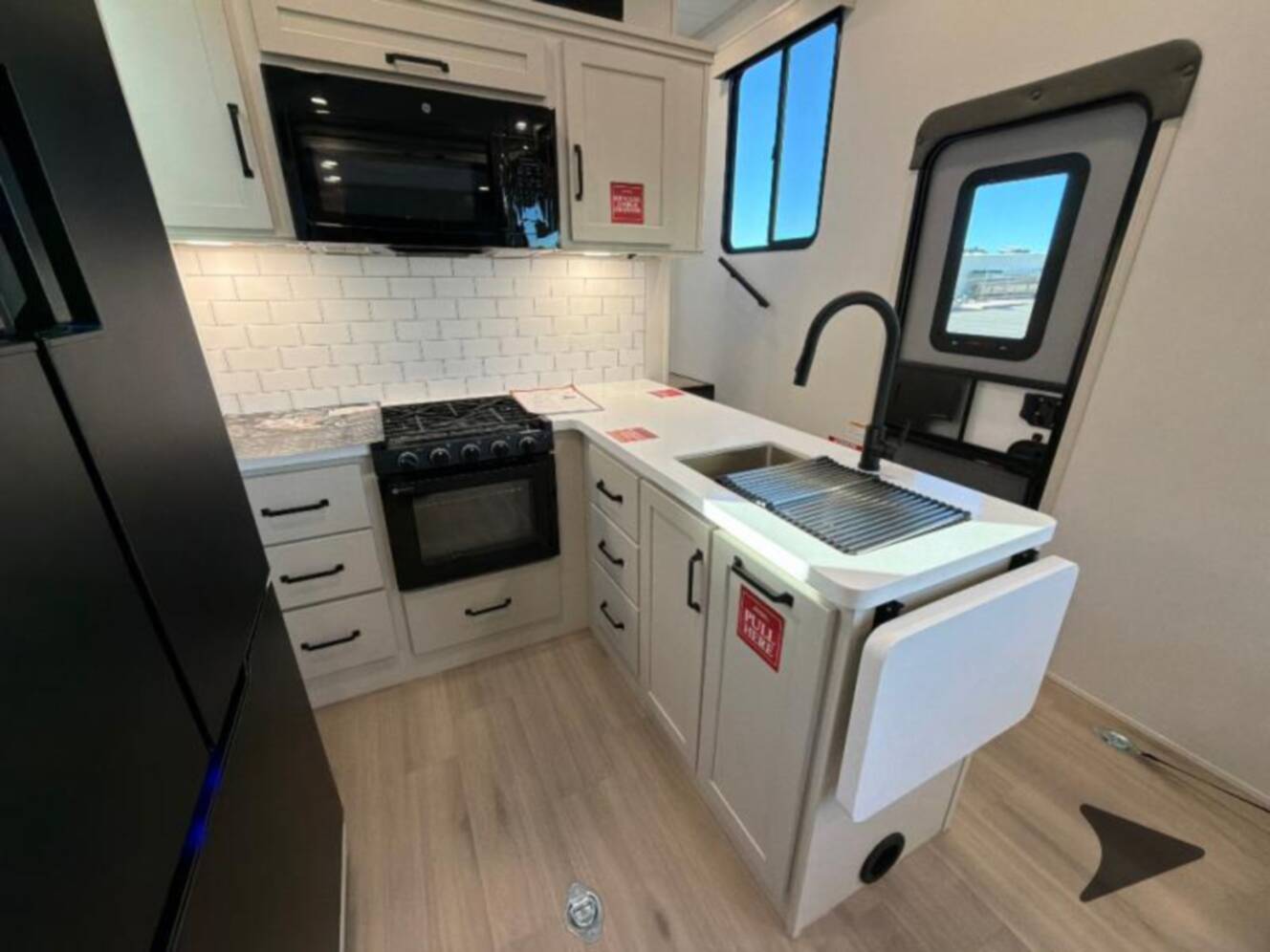 A photo of this 2026 Grand Design Momentum G-Class 325G