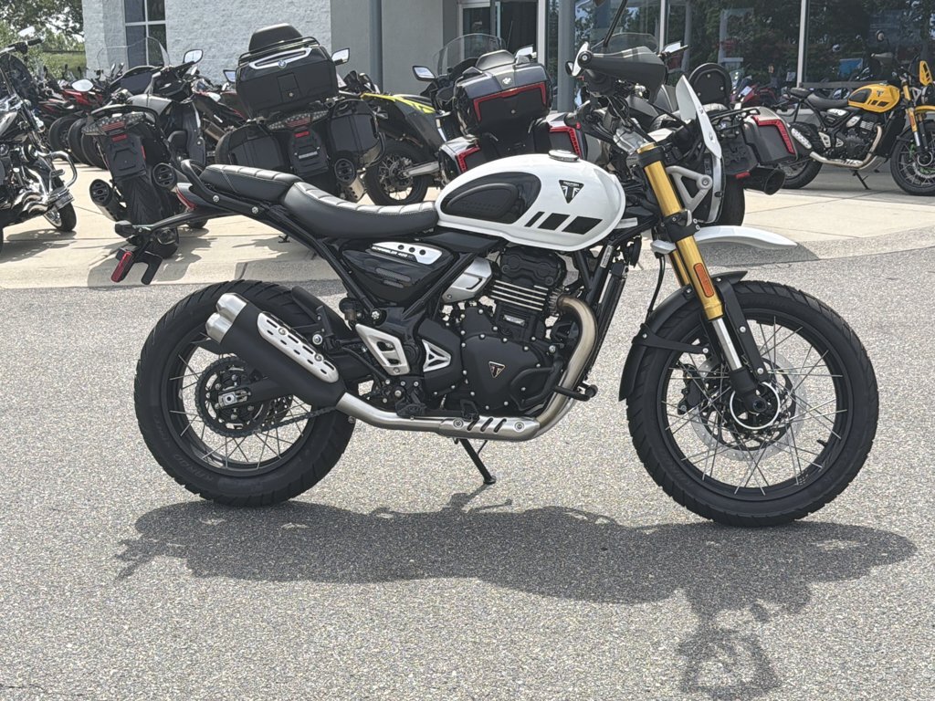 2026 Triumph Scrambler 400 XC Vanilla White 400 XC in Charlotte, NC
