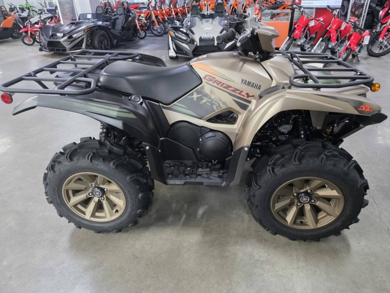 A photo of this 2027 Yamaha GRIZZLY EPS XT-R