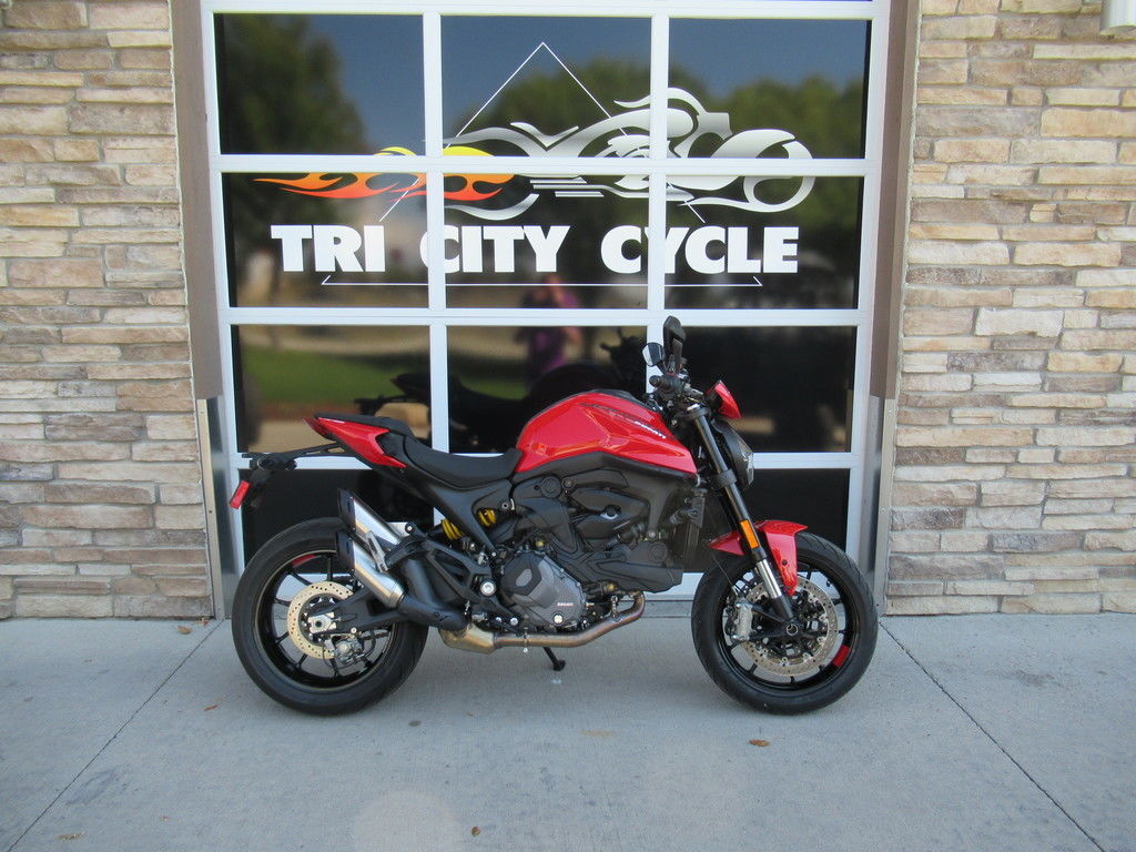 2025 Ducati Monster Plus Ducati Red PLUS in Loveland, CO