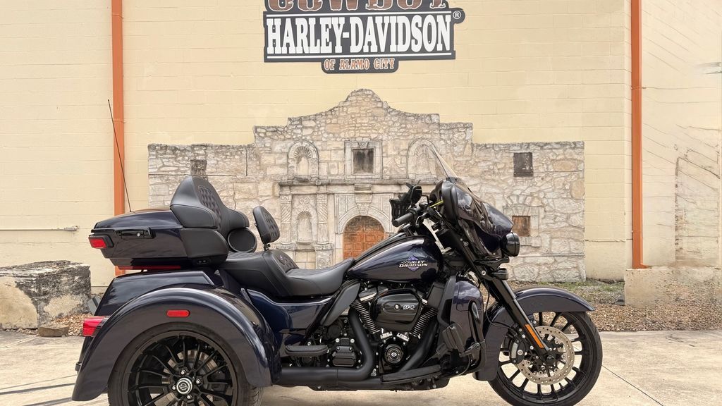 2025 Harley-Davidson® FLHTCUTG - Tri Glide® Ultra ULTRA CLASSIC in San Antonio, TX