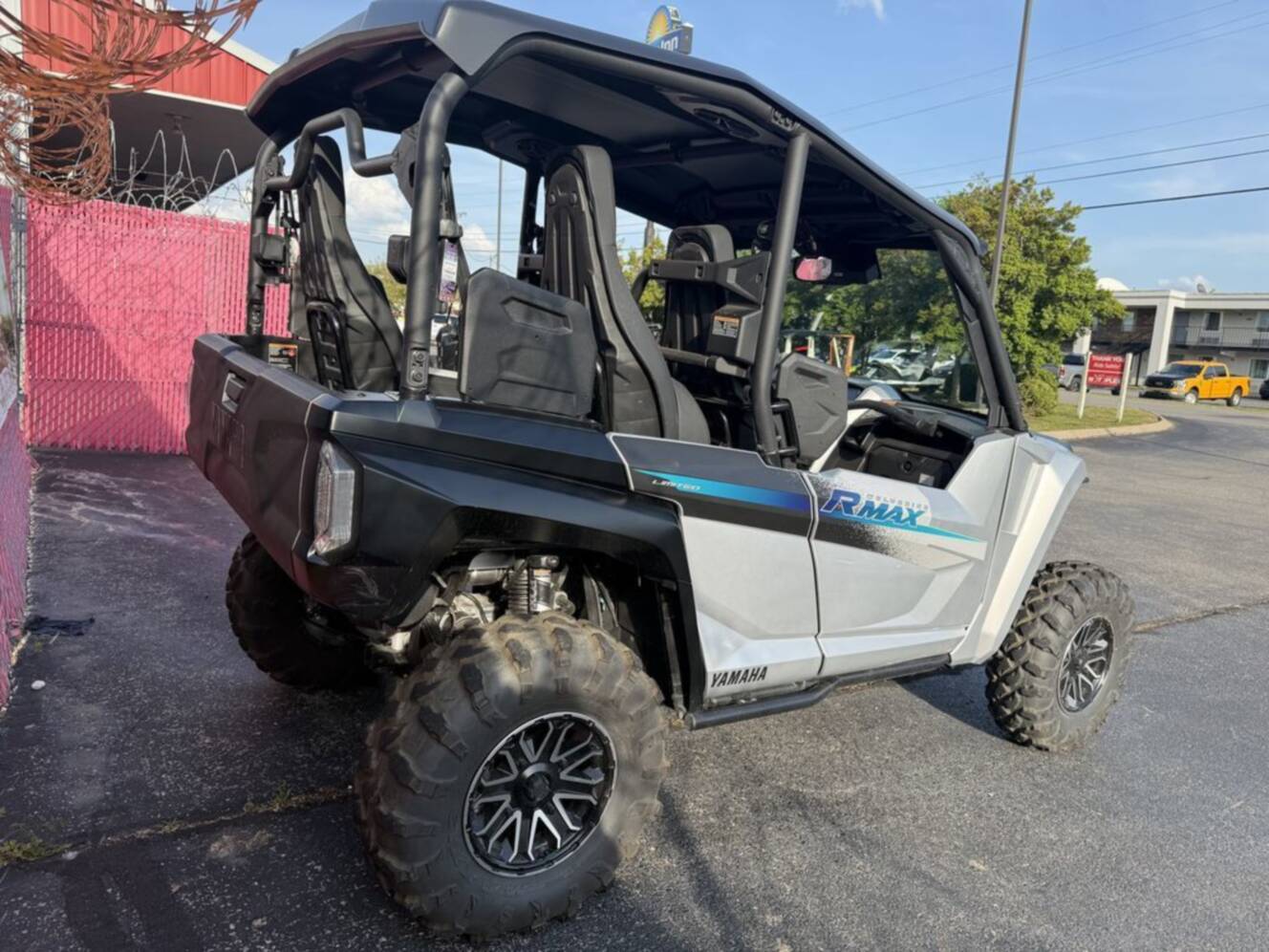 A photo of this 2024 Yamaha Wolverine RMAX4 1000 Limited Edition