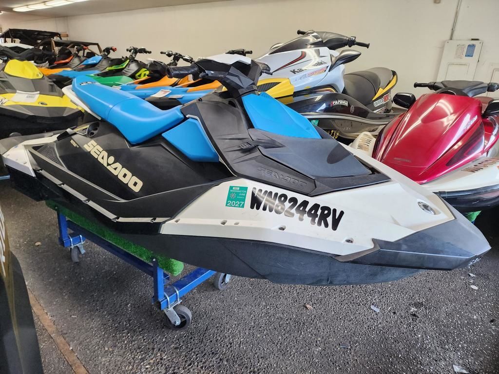 2020 Sea-Doo Spark® 3-up Rotax® 900 ACE IBR & CONV in enumclaw WA