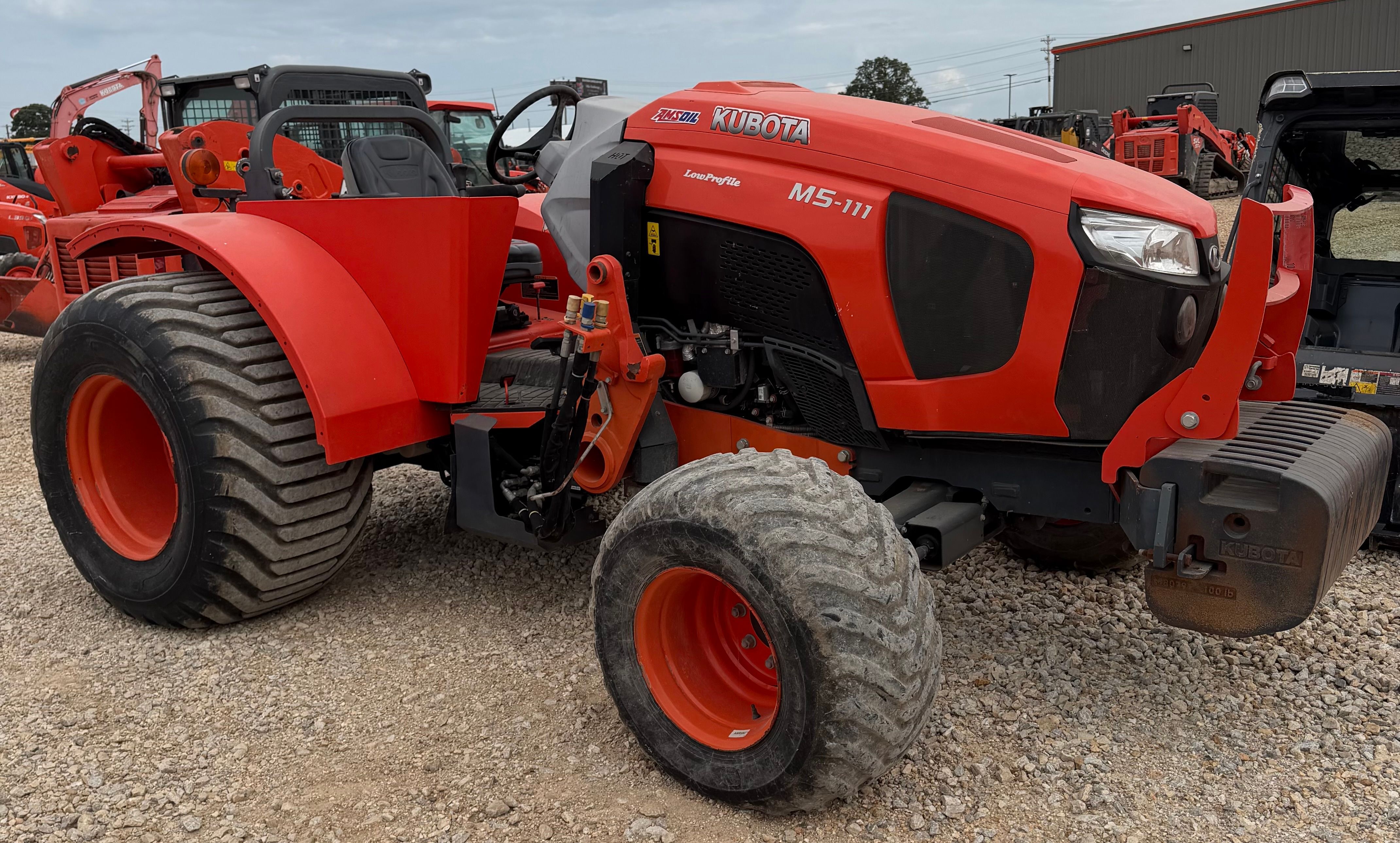 2019 KUBOTA M5L-111-SN in Springdale, AR