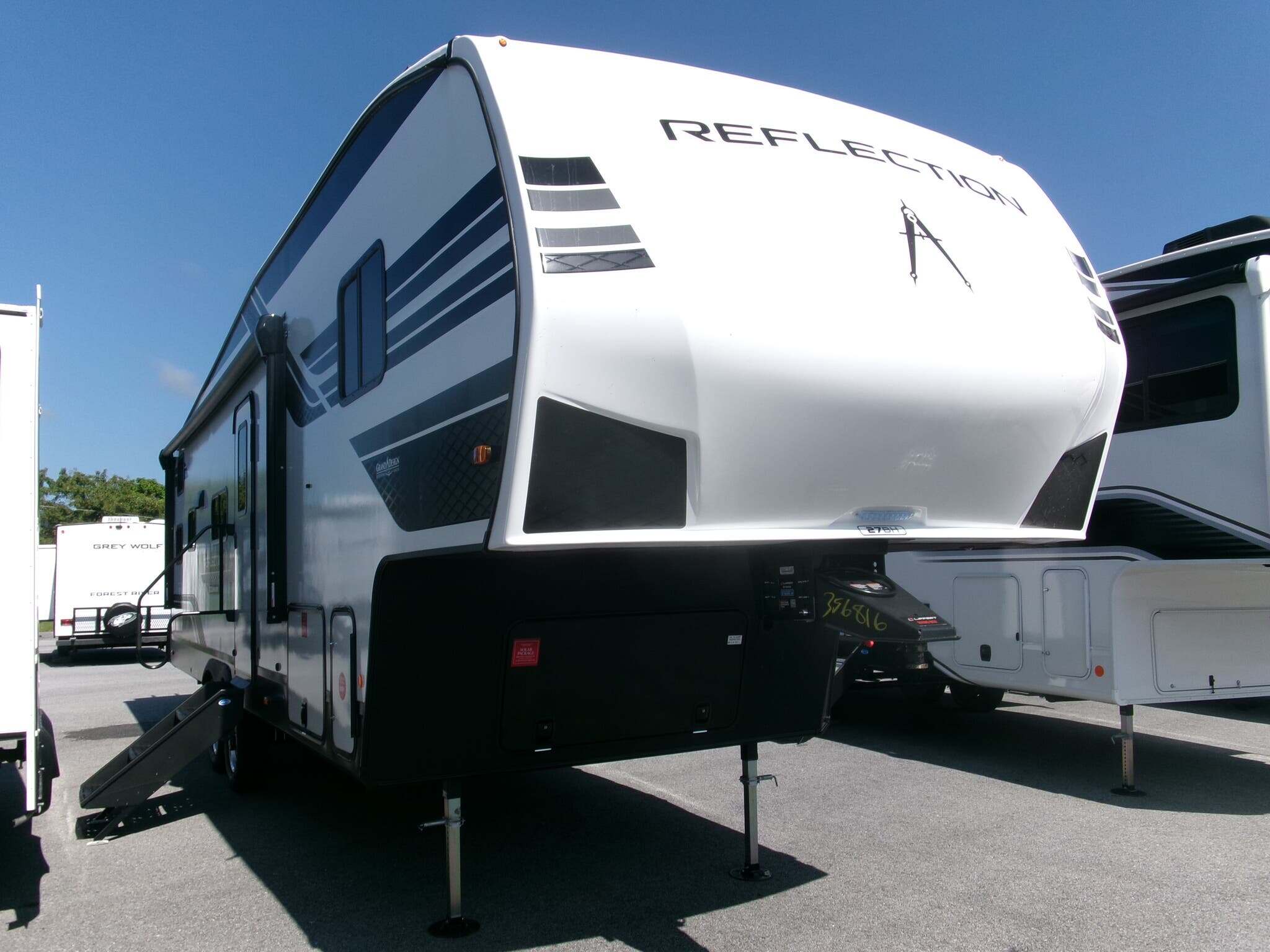 2027 Grand Design Reflection 100 Series 27BH in duncansville PA