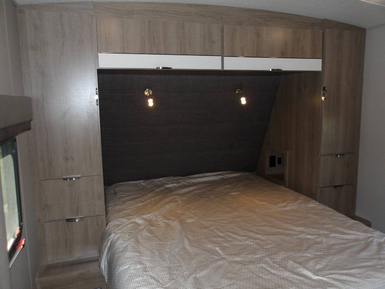 A photo of this 2021 Grand Design Imagine 2600RB