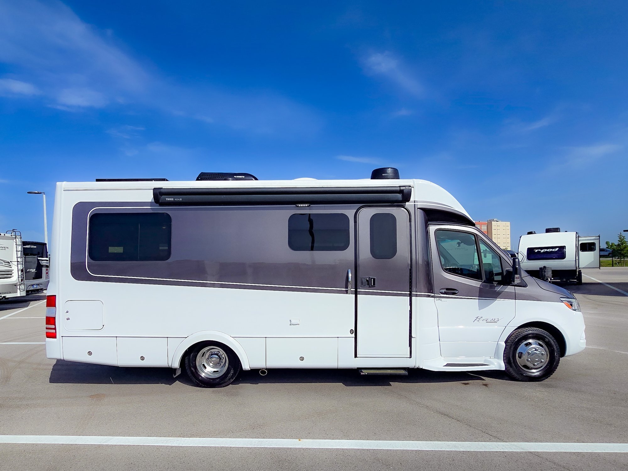 2023 Regency Rv Ultra Brougham 25TBS in fort myers FL