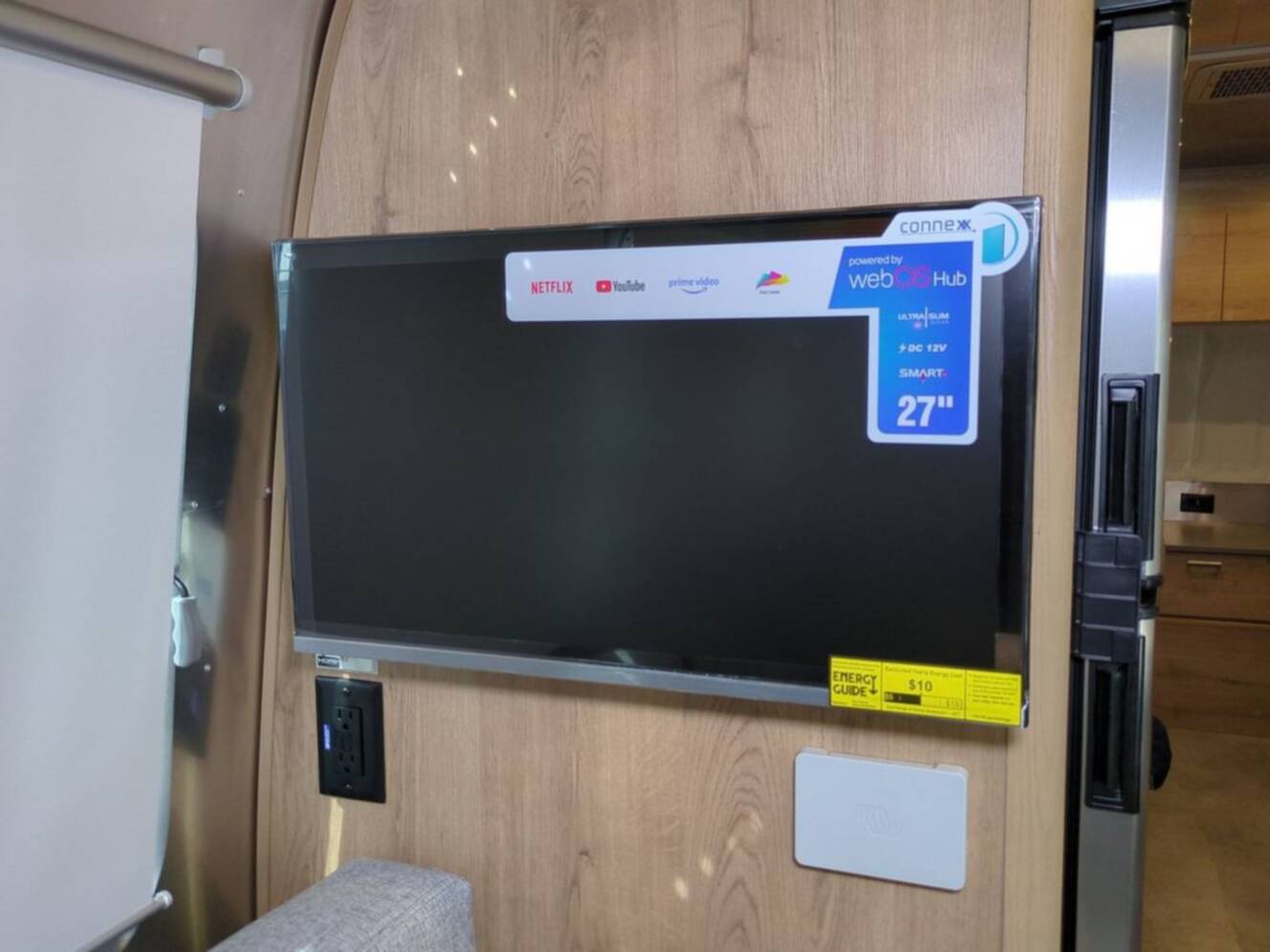 A photo of this 2027 Airstream Trade Wind 25FB