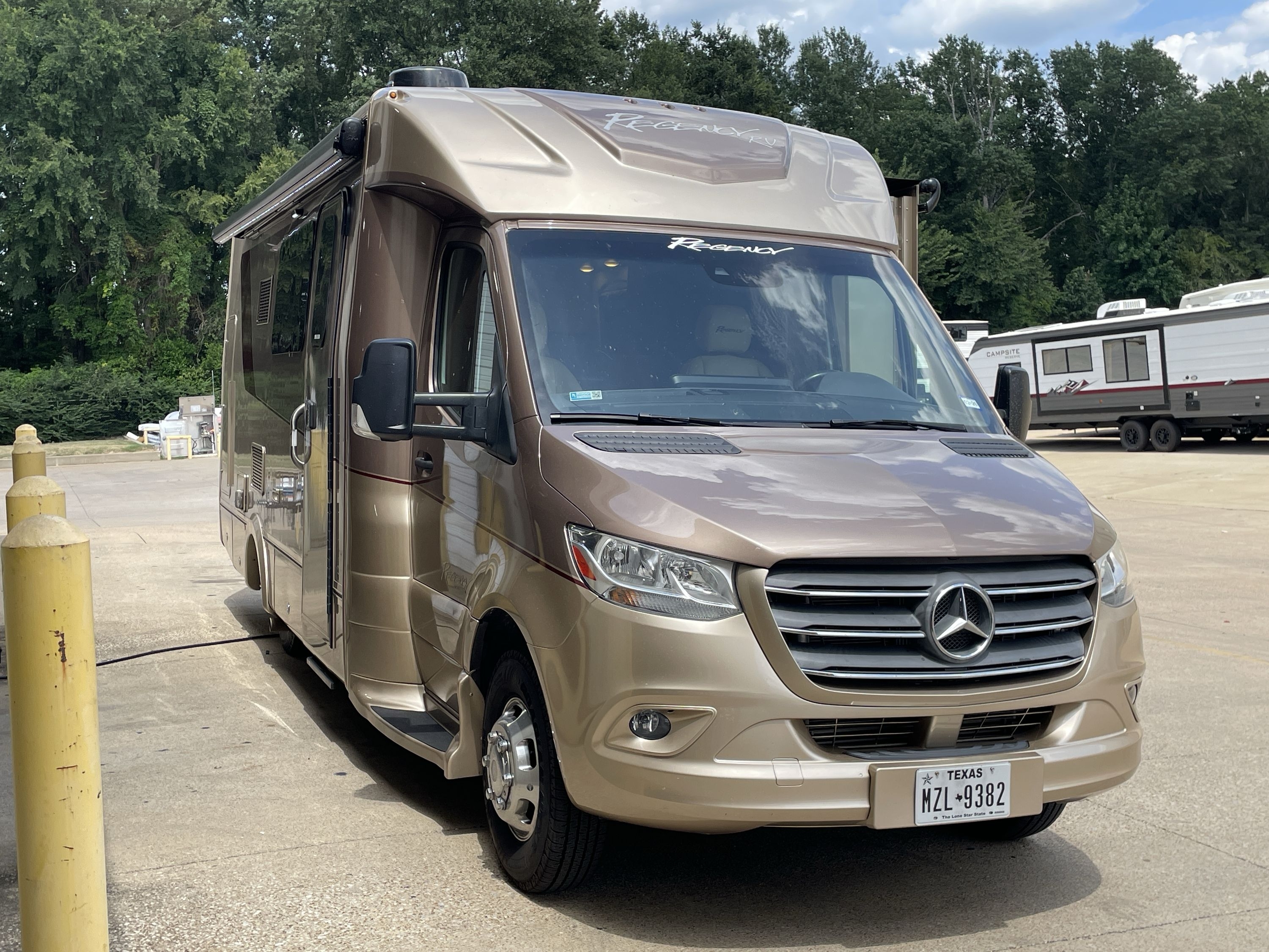 2020 Regency ULTRA BROUGHAM 25TB RV