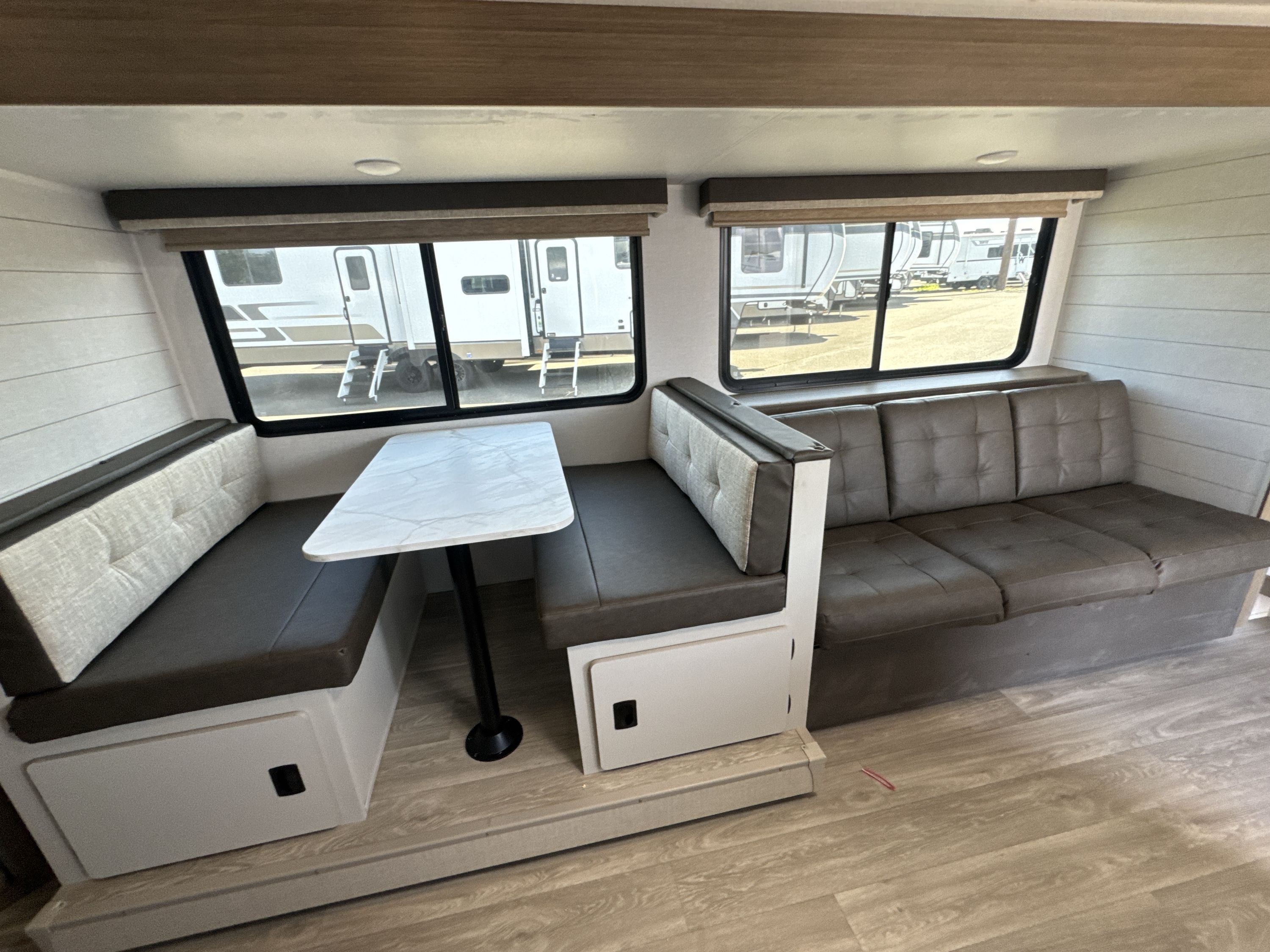 2027 Forest River SALEM CRUISE LITE 273QBXL in west coxsackie NY