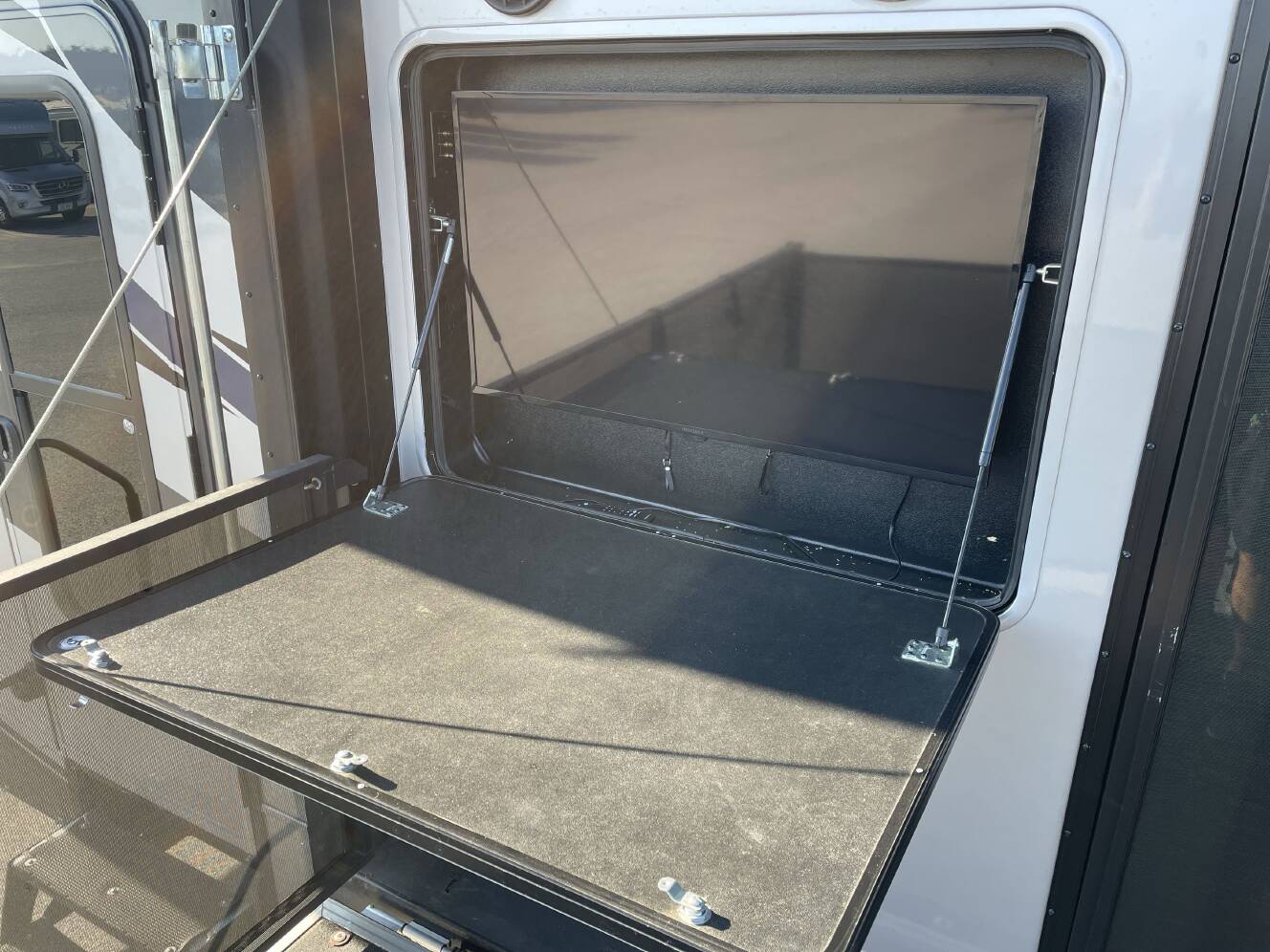 A photo of this 2018 Heartland ROAD WARRIOR 427