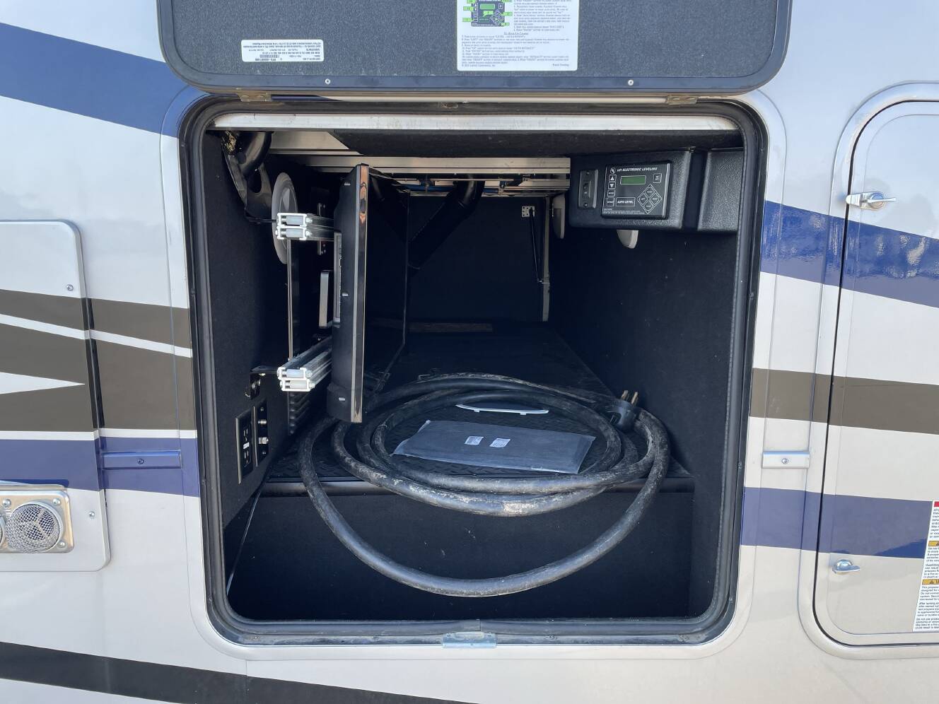 A photo of this 2018 Heartland ROAD WARRIOR 427