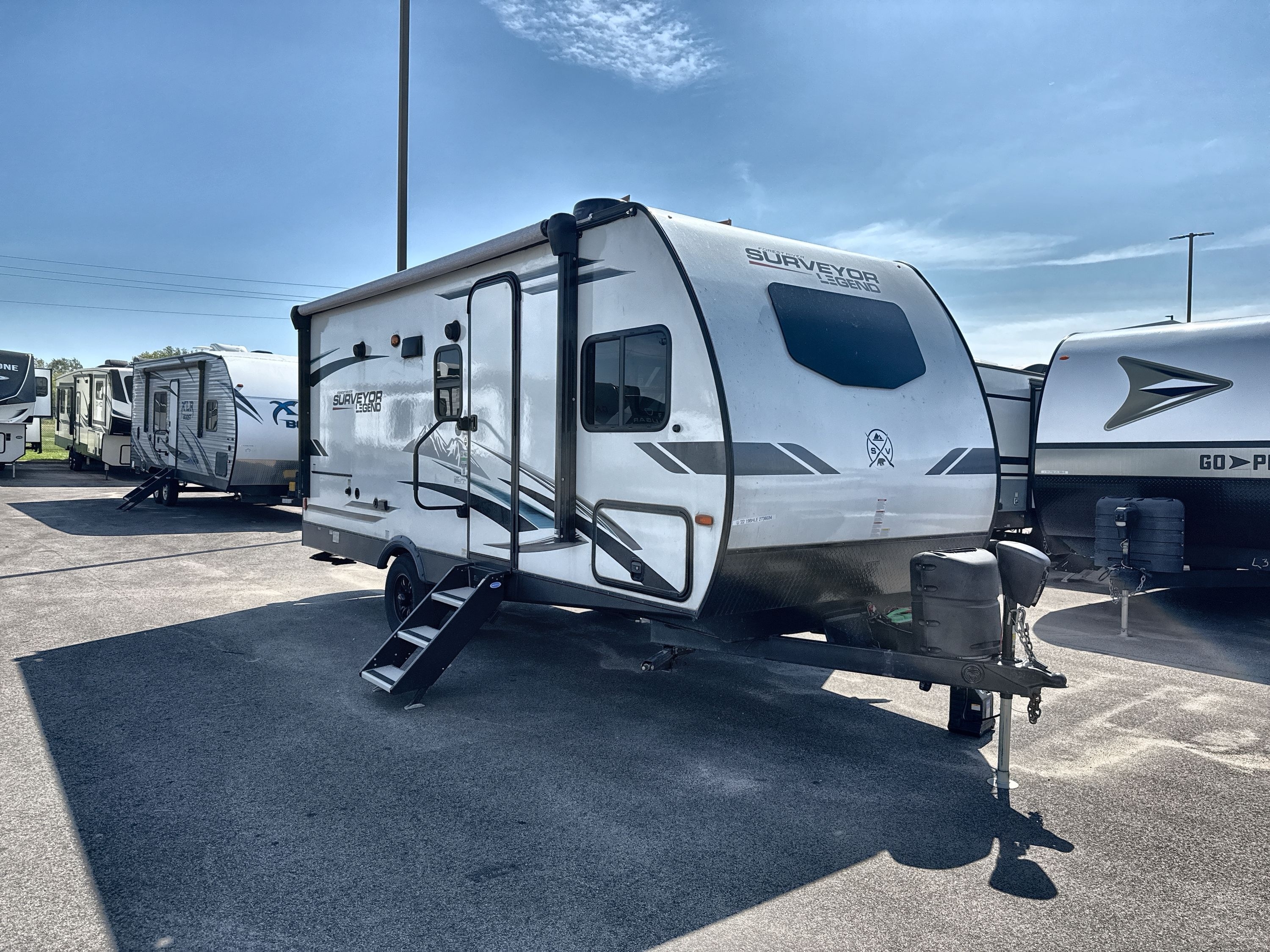 2022 Forest River SURVEYOR LEGEND 19BHLE in forest lake MN