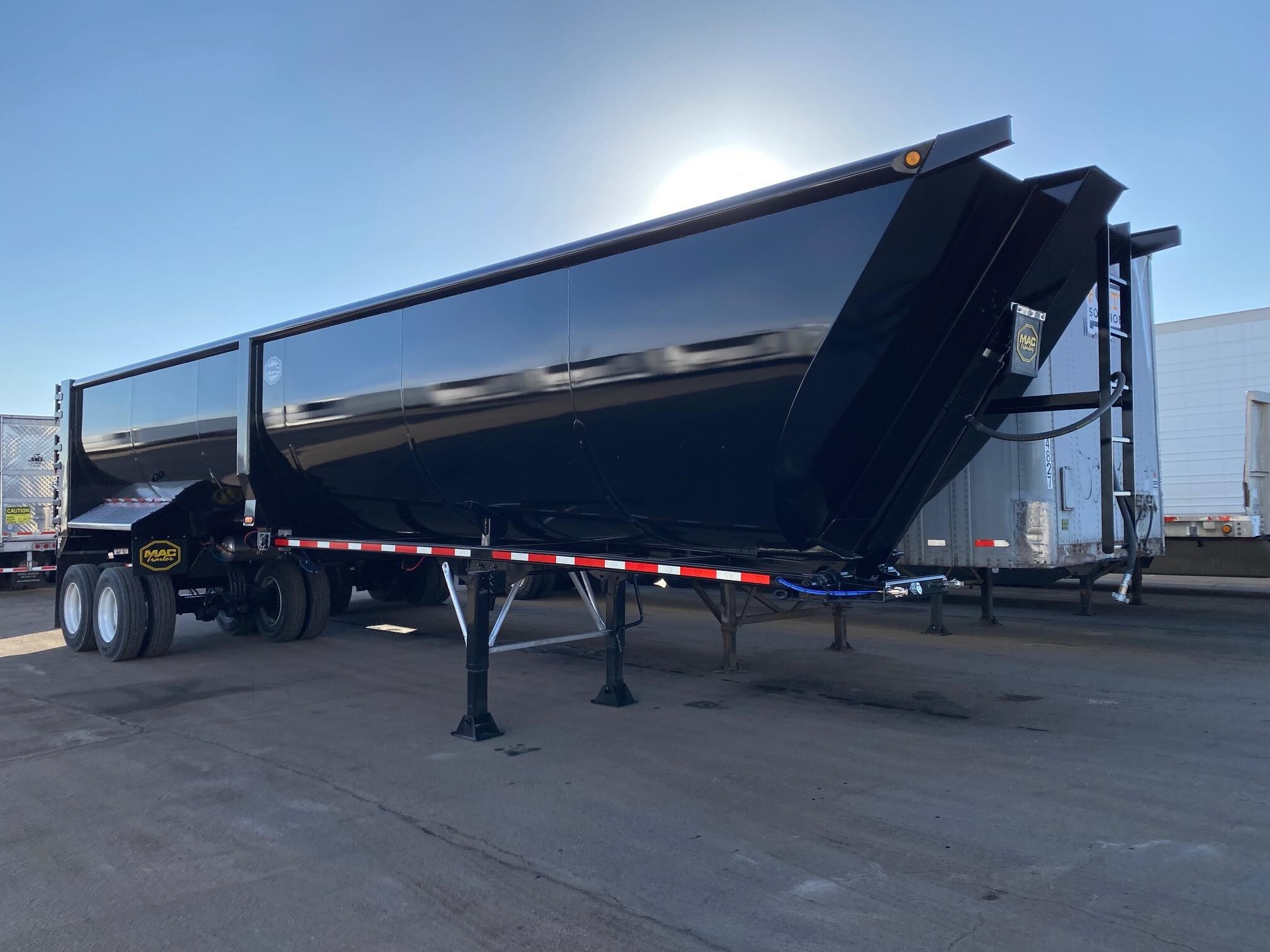 2024 MAC TRAILER MFG 38' SCRAP TRAILER W 76" SIDES, 60 CU YDS, BARN DOO in Henderson, CO
