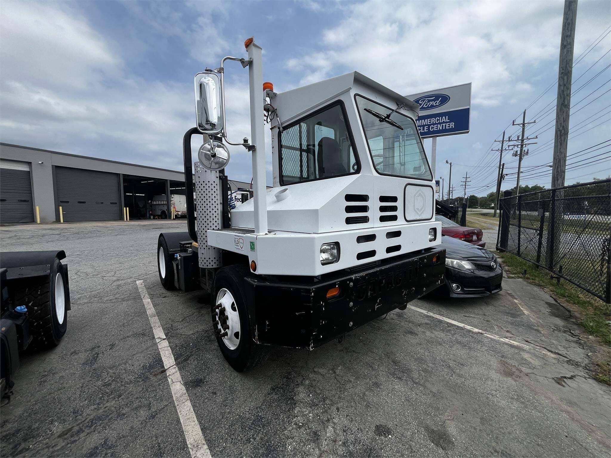 2013 CAPACITY TJ5000 DOT in Greensboro, NC
