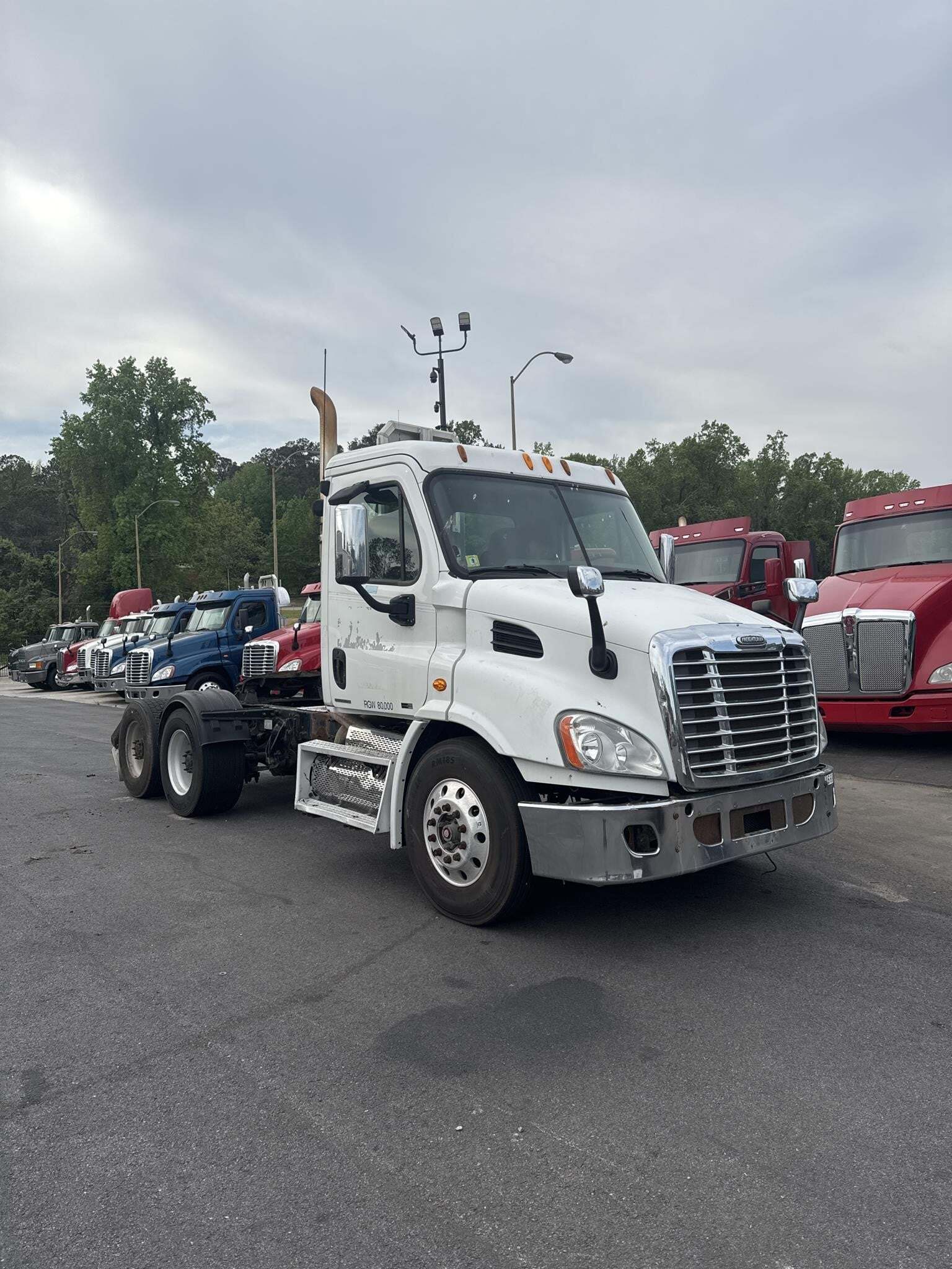2011 FREIGHTLINER CASCADIA 113 in Monroe, GA