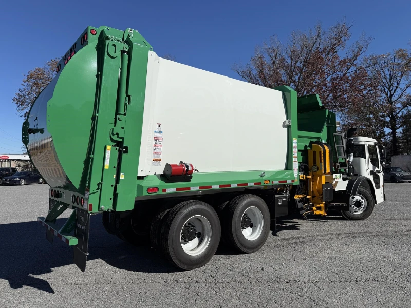 2026 MACK LR64R