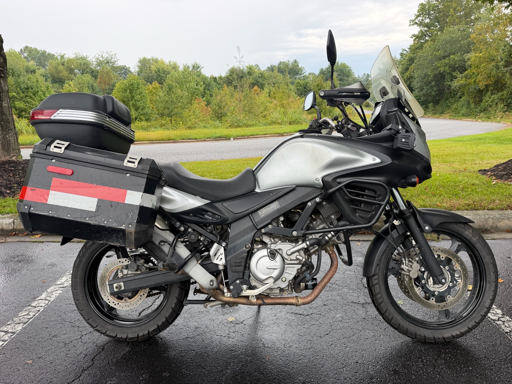 2012 Suzuki V-Strom 650 ABS Adventure Standard motorcycle