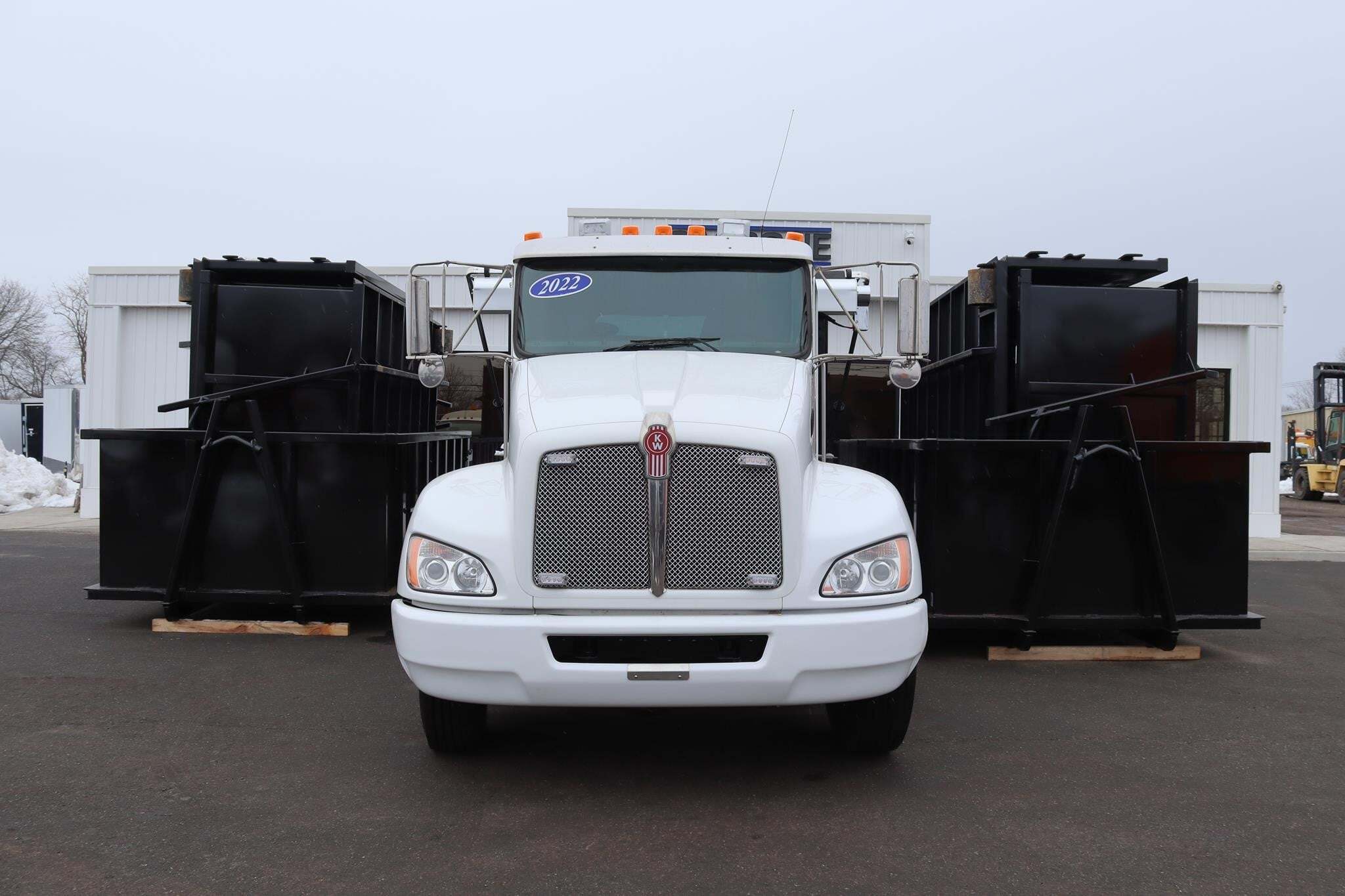 2022 KENWORTH T270 in Ronkonkoma, NY