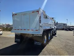 2022 KENWORTH T880