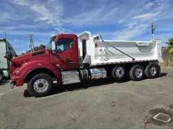 2022 KENWORTH T880