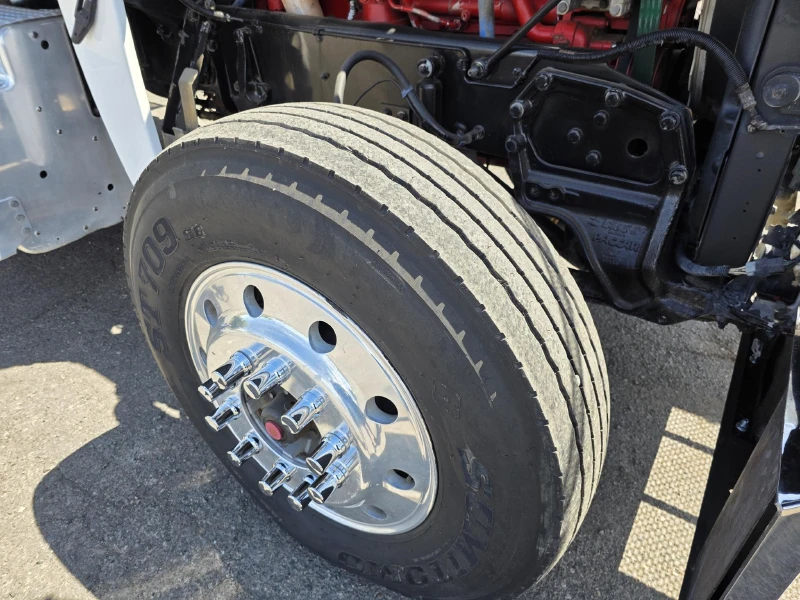 2013 PETERBILT 388
