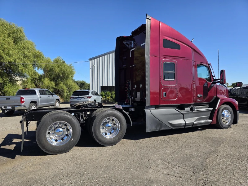 2022 KENWORTH T680