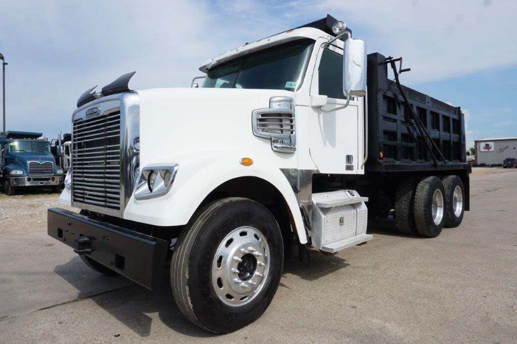 2015 FREIGHTLINER 122 SD in Houston, TX