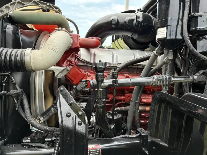2015 MACK GRANITE GU713